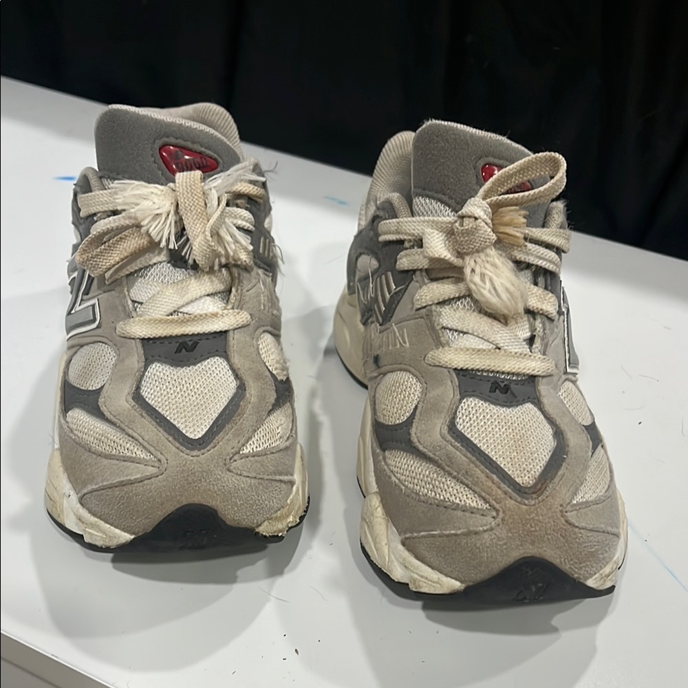 New Balance Kids Sneakers - Gray and Red